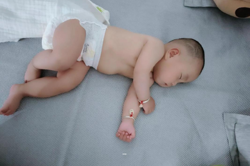 龙岩孕妇肚脐周围发青